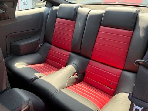 Used 2009 Ford Mustang Shelby GT500 RWD image 17