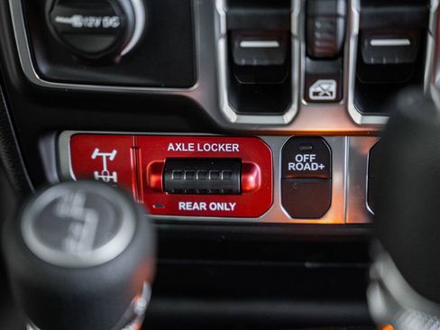 New 2026 Jeep Gladiator Mojave image 23