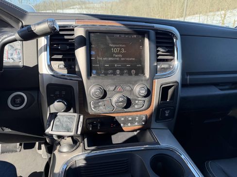 Used 2016 RAM 3500 Laramie image 11
