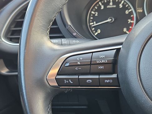Used 2024 MAZDA MAZDA3 s FWD image 16