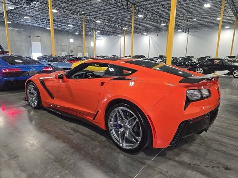 Used 2019 Chevrolet Corvette ZR1 RWD image 3