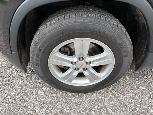 Used 2021 Chevrolet Trax LS w/ Tint and Cruise Package FWD image 20