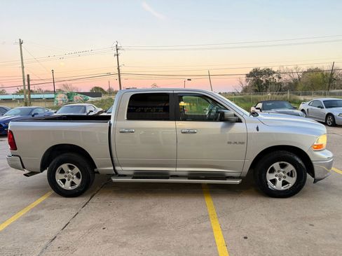 Used 2010 Dodge Ram 1500 Truck SLT image 5