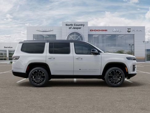 New 2026 Jeep Grand Wagoneer Summit AWD/4WD image 22