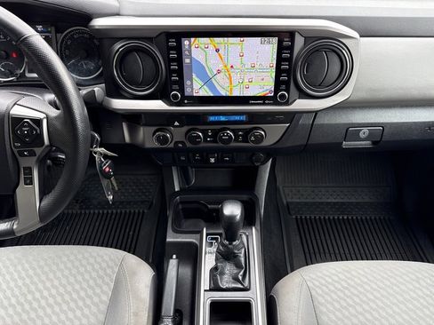 Certified 2021 Toyota Tacoma SR5 image 20