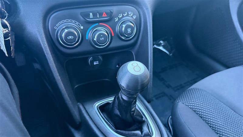 Used 2014 Dodge Dart SE w/ Convenience Group FWD image 31