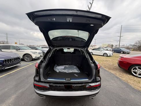 Used 2025 Audi Q5 Premium Plus w/ Premium Plus image 5