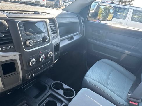 Used 2014 RAM 2500 Tradesman w/ Chrome Appearance Group AWD/4WD image 13