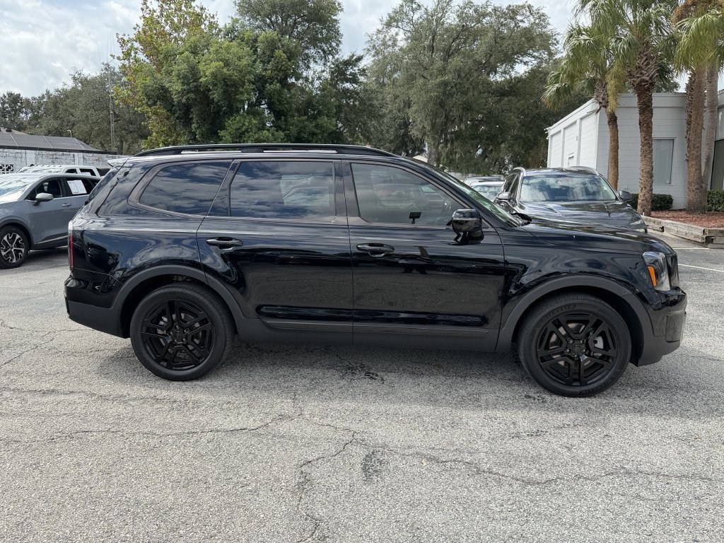 Certified 2025 Kia Telluride SX X-Line AWD/4WD image 4