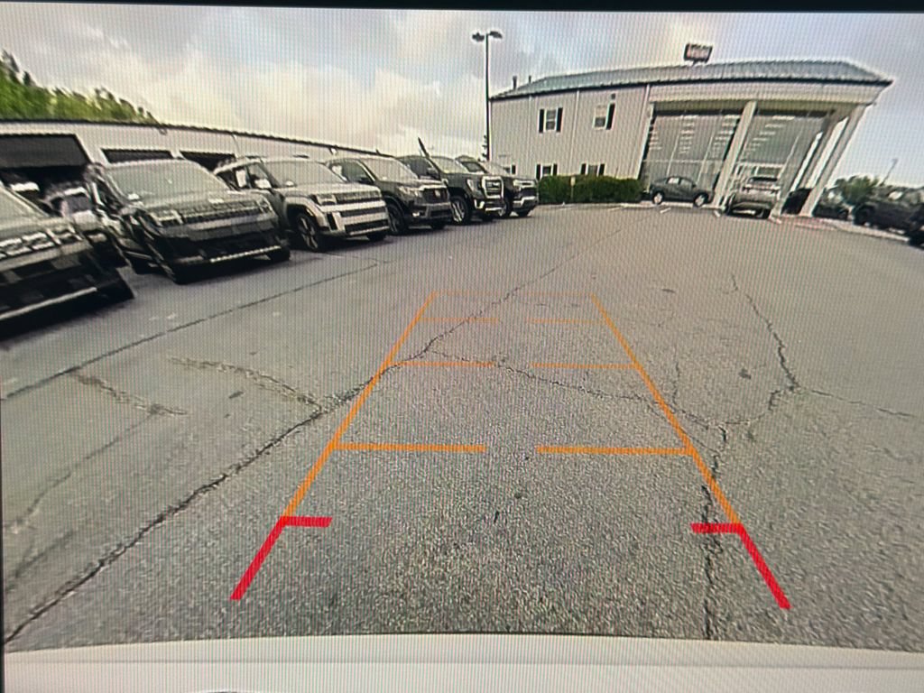 Used 2026 GMC Acadia Elevation FWD image 30