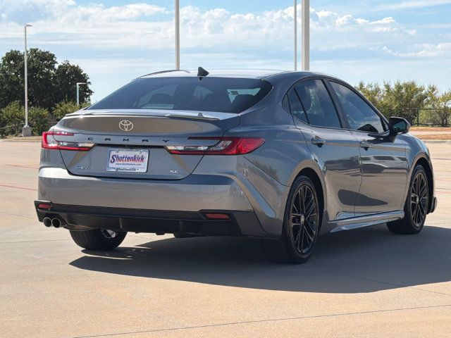 Used 2025 Toyota Camry SE w/ Convenience Package FWD image 8