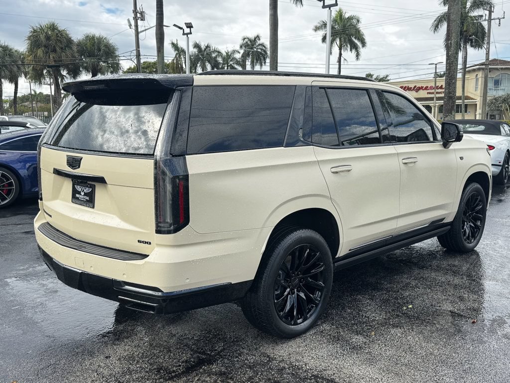 Used 2025 Cadillac Escalade Premium Luxury AWD/4WD image 4