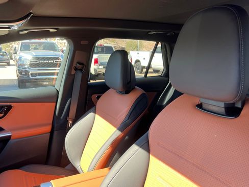 New 2026 Mercedes-Benz GLC 300 4MATIC image 16