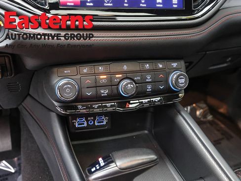 Used 2024 Dodge Durango GT AWD/4WD image 20
