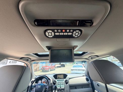 Used 2011 Honda Pilot Touring image 40