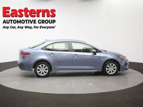 Used 2025 Toyota Corolla LE FWD image 38