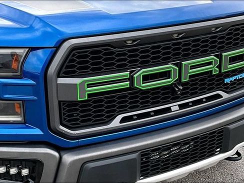 Used 2018 Ford F150 Raptor w/ Equipment Group 802A Luxury AWD/4WD image 34