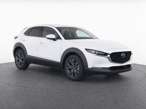 Used 2022 MAZDA MAZDA3 s FWD image 2