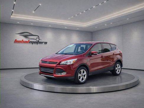 Used 2014 Ford Escape SE FWD image 3