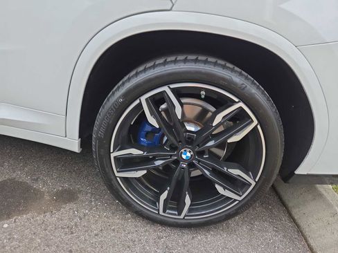 Used 2025 BMW X4 M40i w/ Premium Package image 8