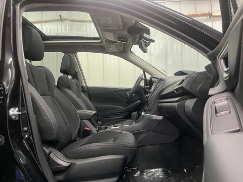 Used 2024 Subaru Forester Premium AWD/4WD image 24