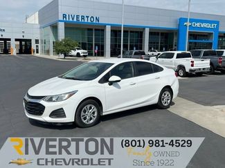 Used 2019 Chevrolet Cruze LS FWD video 1