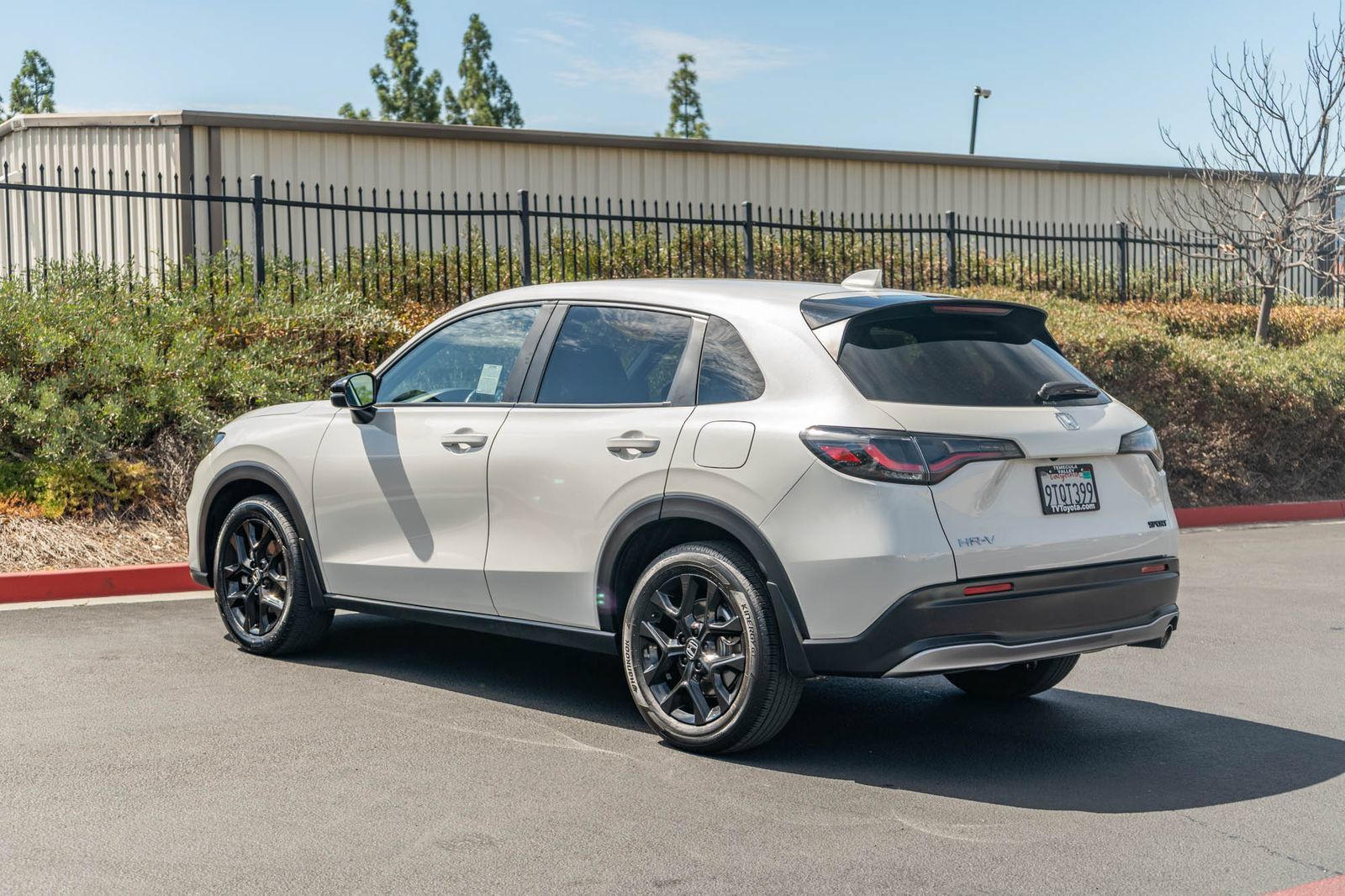 Used 2025 Honda HR-V Sport image 9