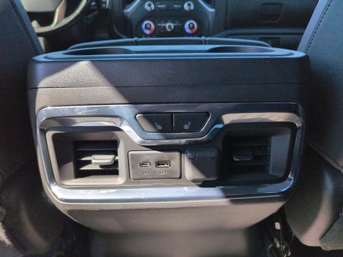 Used 2020 GMC Sierra 1500 AT4 w/ AT4 Premium Package image 18