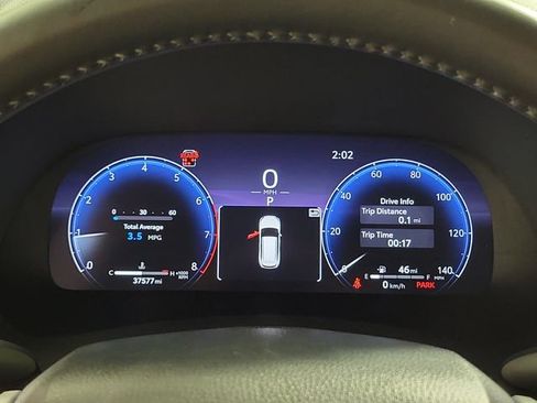 Used 2023 Toyota Highlander Platinum FWD image 28
