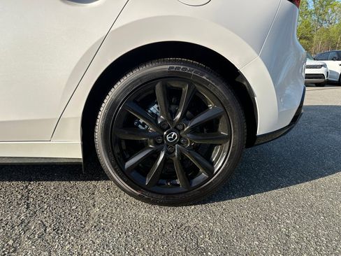 New 2026 MAZDA MAZDA3 2.5 S Hatchback w/ Premium Pkg FWD image 22