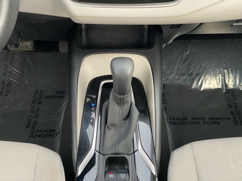 Used 2020 Toyota Corolla LE image 8