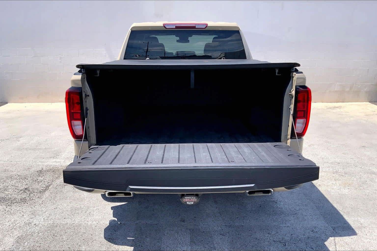 Used 2023 GMC Sierra 1500 Elevation AWD/4WD image 18