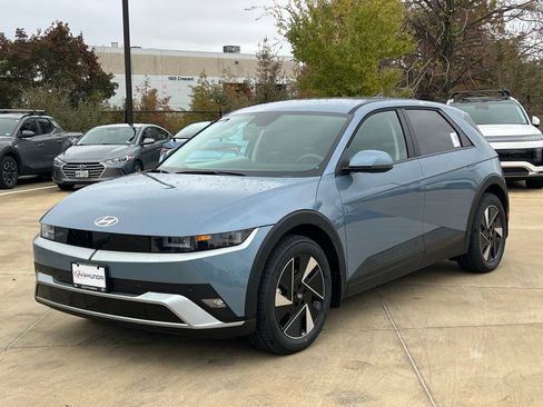 New 2026 Hyundai Ioniq 5 SEL image 5