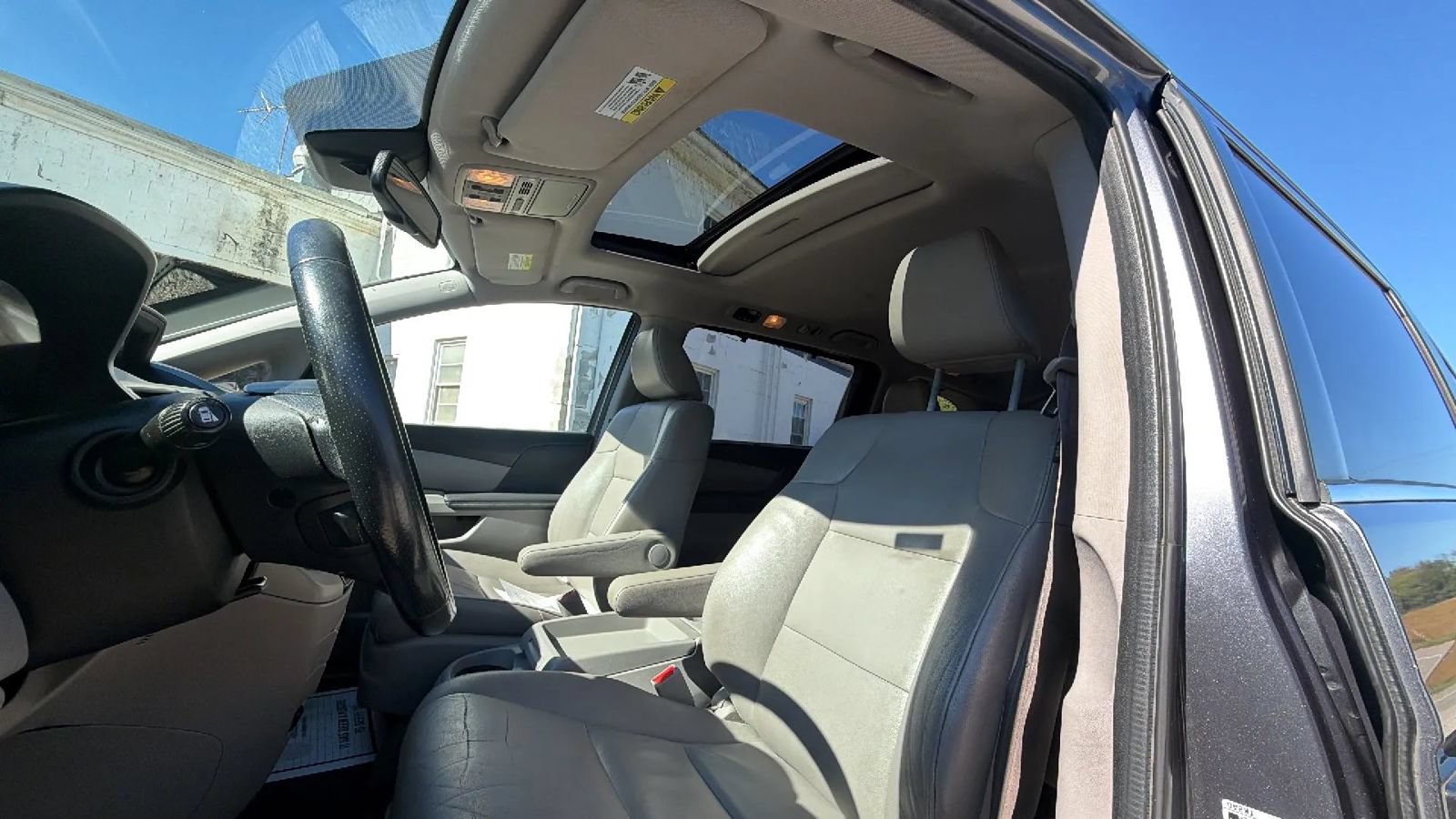 Used 2014 Honda Odyssey EX-L image 12