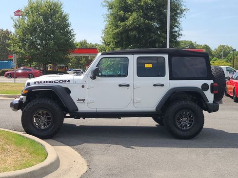Used 2022 Jeep Wrangler Unlimited Rubicon w/ Xtreme Recon 35" Tire Package AWD/4WD image 6