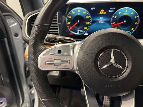 Used 2022 Mercedes-Benz GLE 450 4MATIC w/ AMG Line Exterior image 32