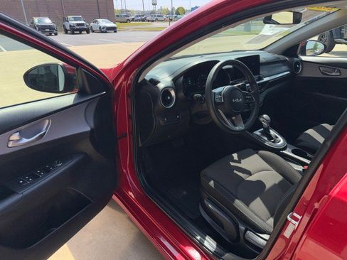 Used 2024 Kia Forte LXS image 12