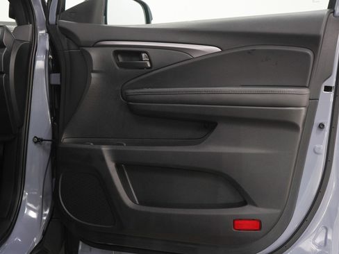 Used 2023 Honda Passport EX-L image 9