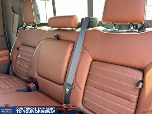 Used 2024 GMC Sierra 3500 Denali Ultimate AWD/4WD image 26