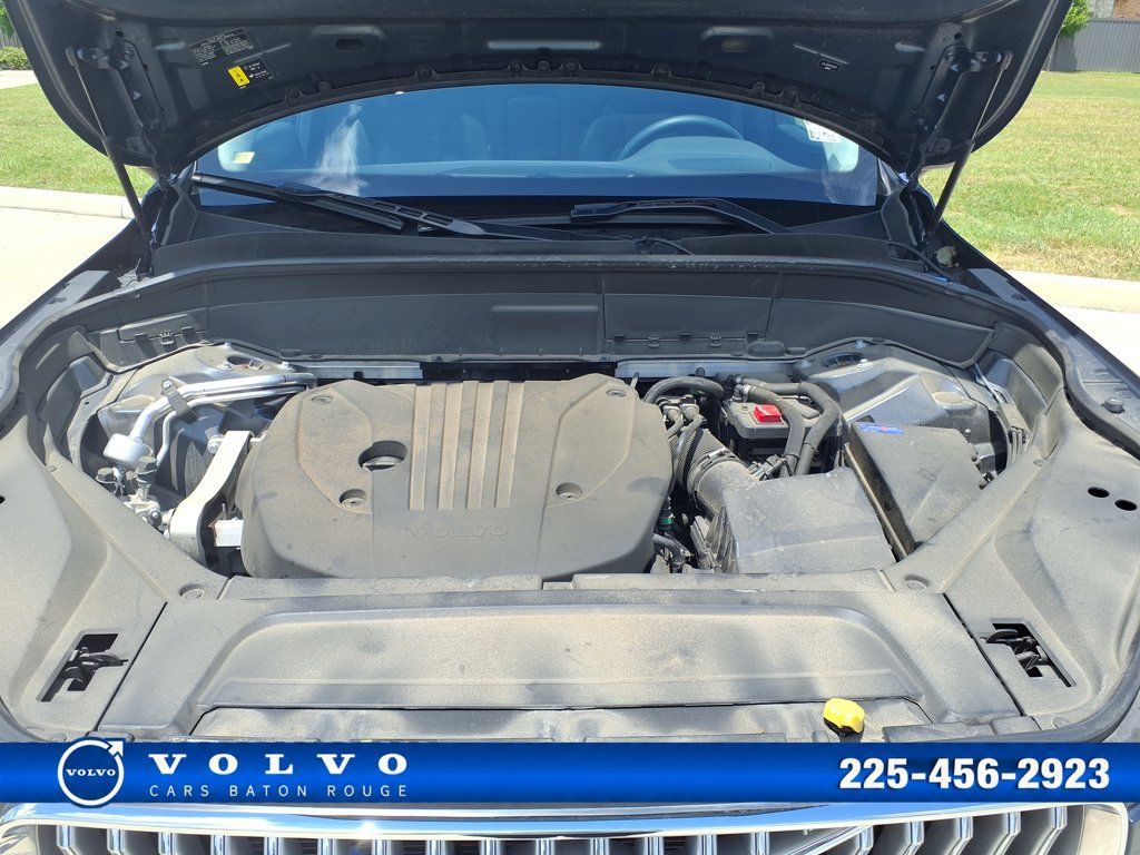 Certified 2024 Volvo XC90 B5 Plus w/ Protection Package Premier AWD/4WD image 39