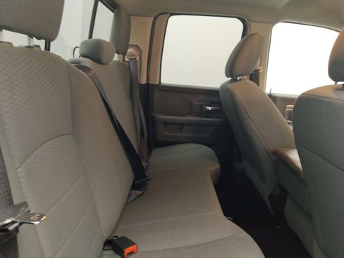 Used 2017 RAM 1500 Classic SLT RWD image 19