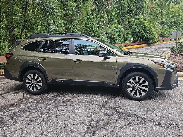 Certified 2024 Subaru Outback Limited AWD/4WD image 2