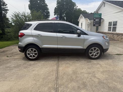 Used 2021 Ford EcoSport SE FWD image 8