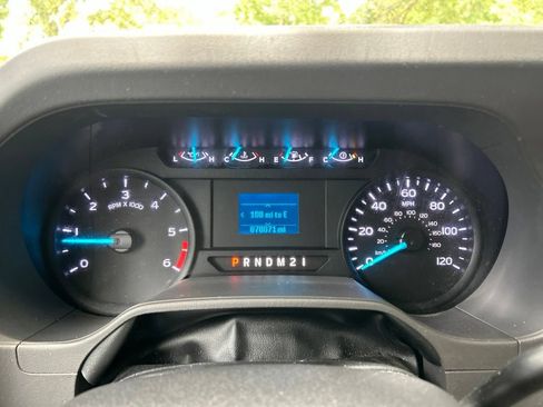 Used 2024 Ford E-450 and Econoline 450 Super Duty w/ Power Windows & Locks Group RWD image 14
