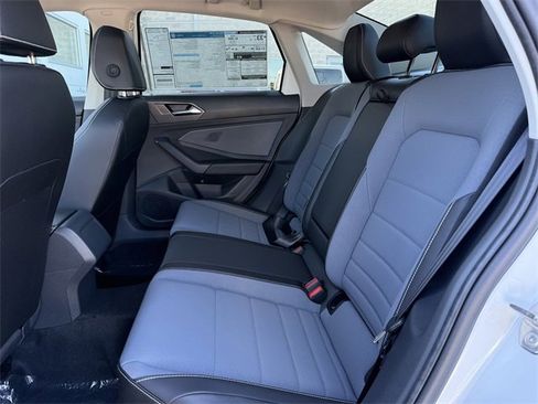 New 2026 Volkswagen Jetta SE image 23