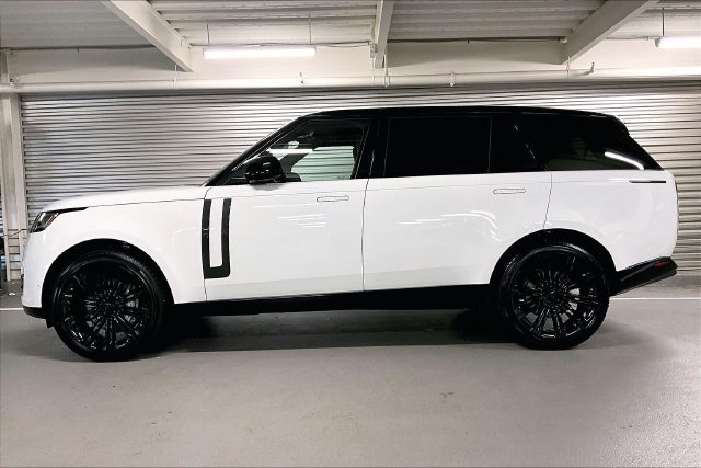 New 2026 Land Rover Range Rover Long Wheelbase SE AWD/4WD image 3