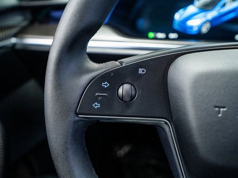 Used 2021 Tesla Model S Plaid image 39