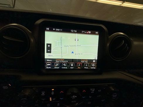 Used 2021 Jeep Wrangler Unlimited Sport image 16