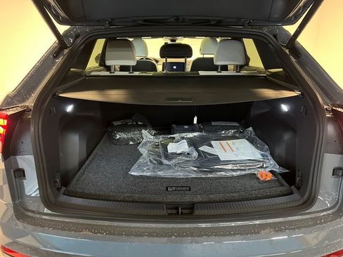 New 2026 Volkswagen Atlas Cross Sport SEL Premium R-Line AWD/4WD image 5