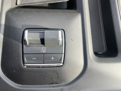 Certified 2024 GMC Sierra 2500 AT4 w/ Technology Package image 33